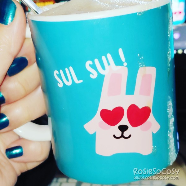 Rosiewosie merch mok mug Freezer Bunny Sul Sul