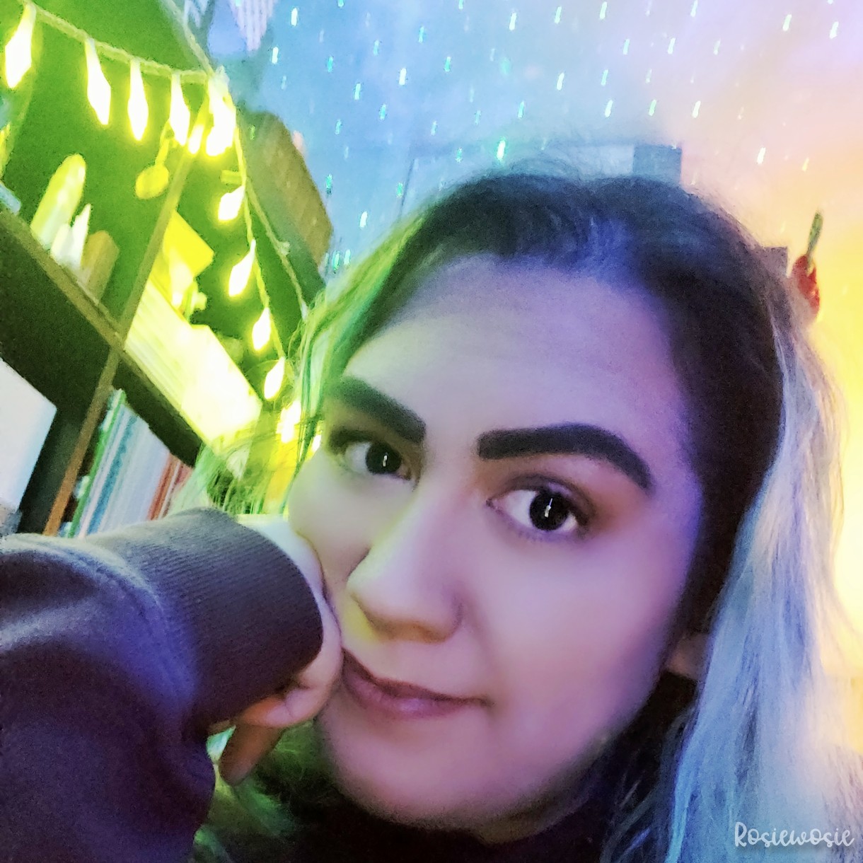 Rosie Selfie Birthday Vibes