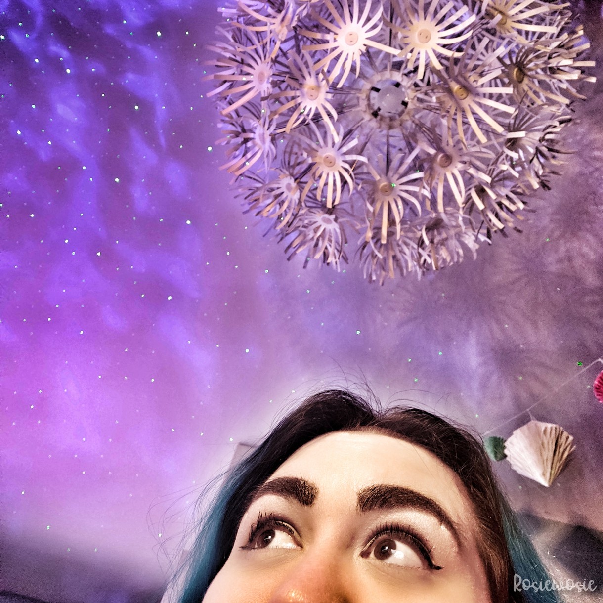 Rosie Selfie Dreamy Mood
